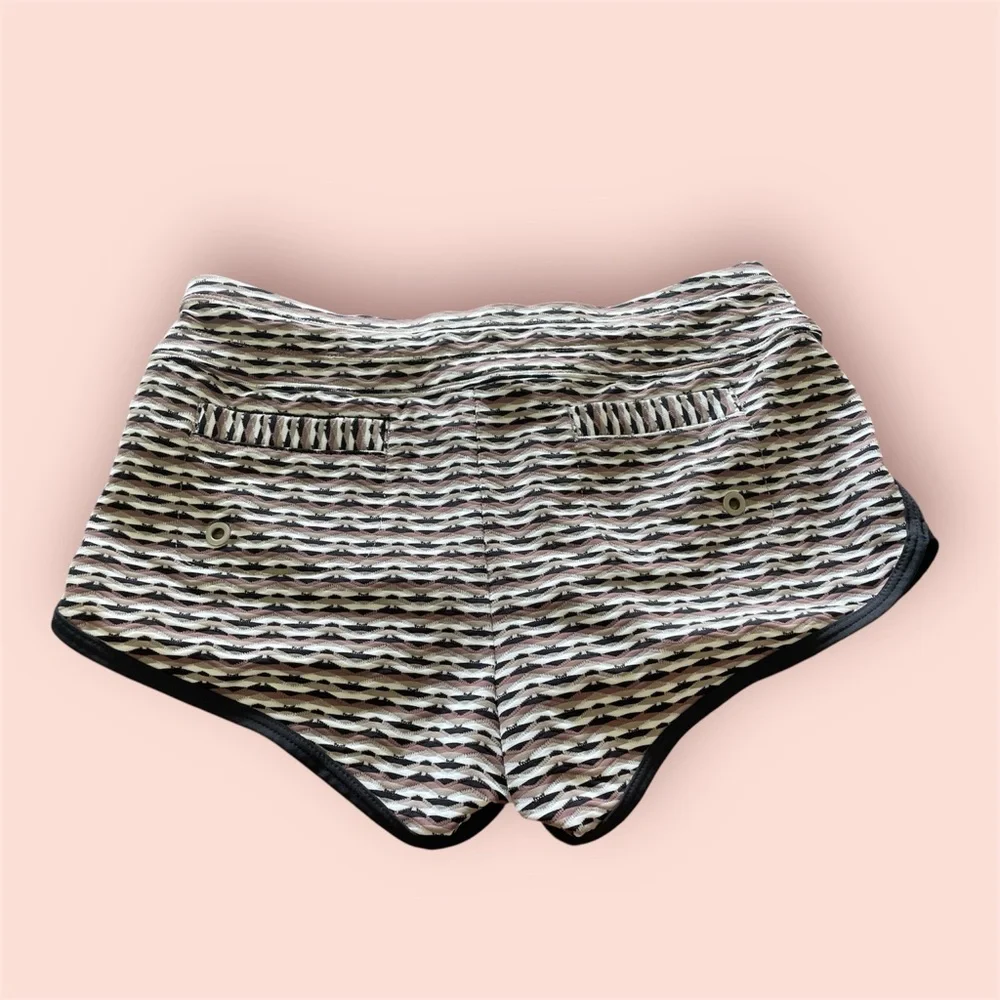 Athleta Waveline Kata Swim Short in Foxtail Taupe size XS - Picture 5 of 5